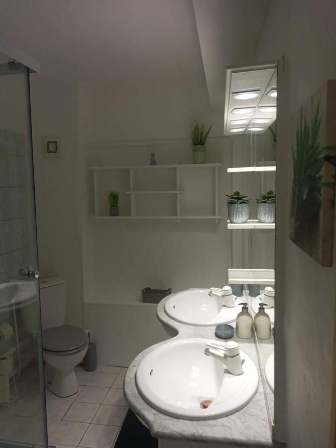 Peggy Apartment Cotignac Bagian luar foto